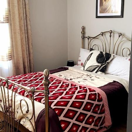 Stylish And Cosy 3 Bedroom Appartment ลอนดอน ภายนอก รูปภาพ